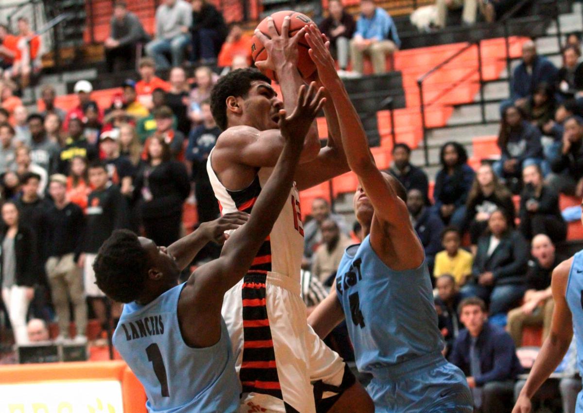 Refocused Edwardsville Turns It On For Rout Of Belleville East