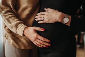 The pros and cons of being a surrogate