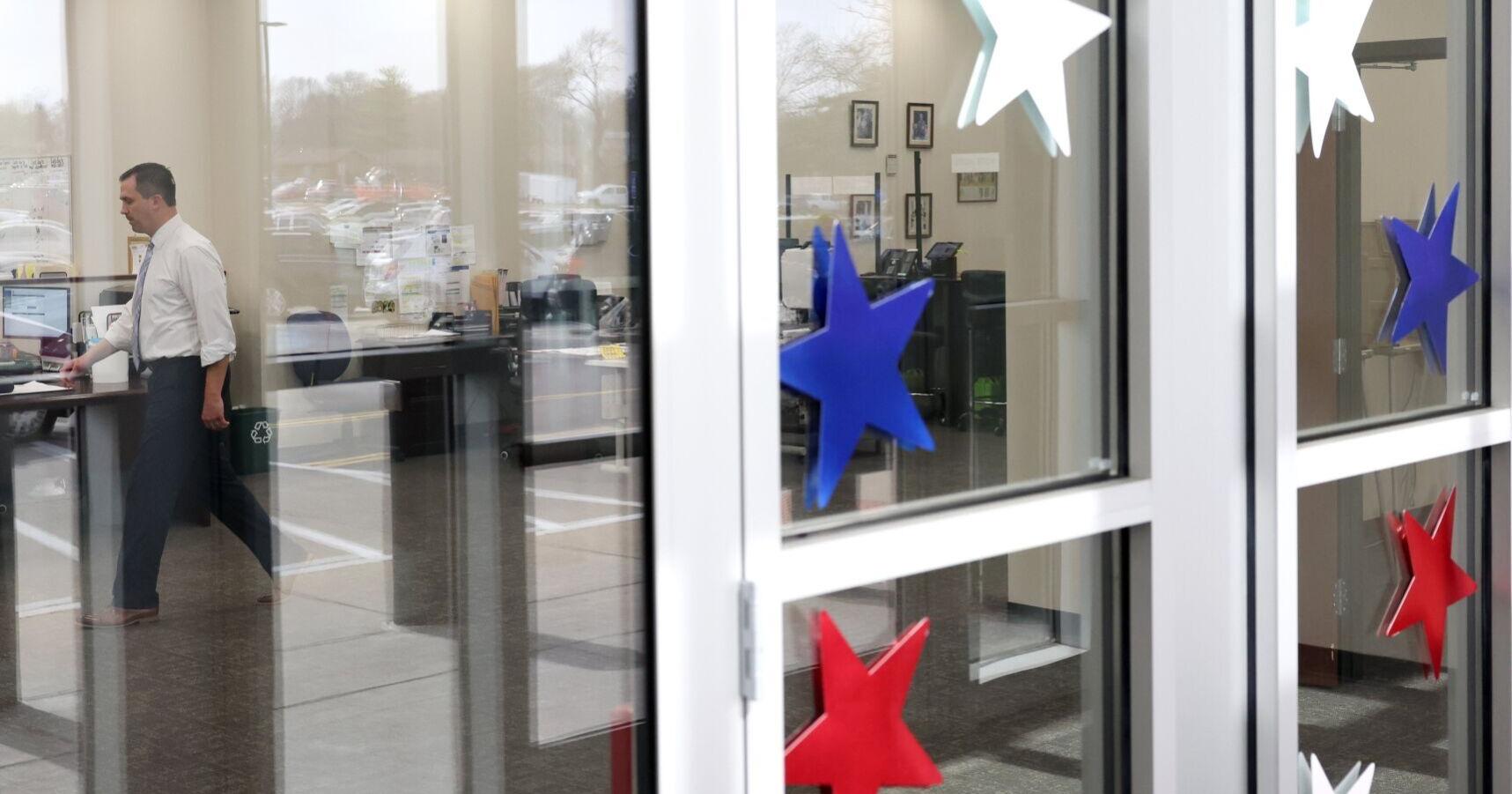 Missouri ditched a voter roll system. It may cause delays, longer lines on Election Day. - Vimarsana News