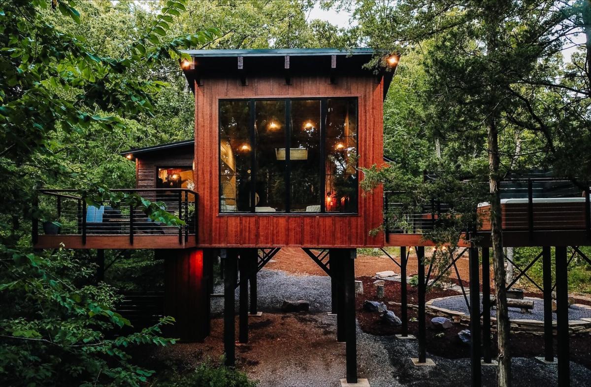 7 romantic rentals for fall getaways in or near St. Louis