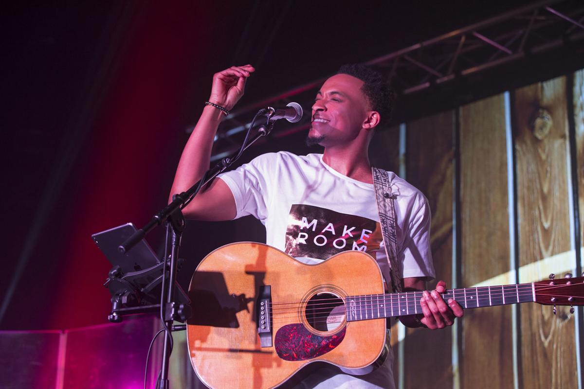 Gospel artist Jonathan McReynolds makes moves on new tour The Blender