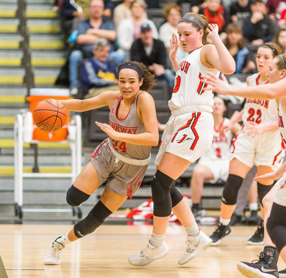 Stephens Shines As Leader For Parkway Central In First Trip To