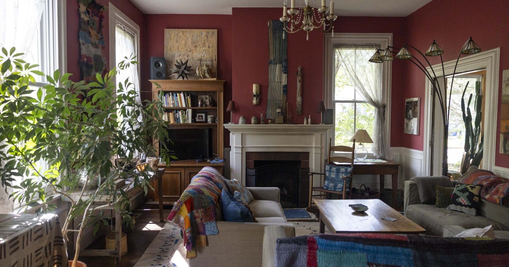 1868 Webster Groves home is perfect fit for two artists - Vimarsana News