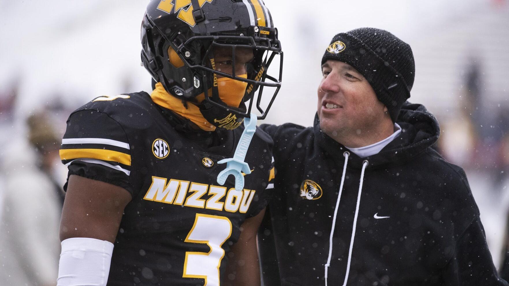Chicago Bears select Mizzou wide receiver Luther Burden III in 2nd round of NFL Draft