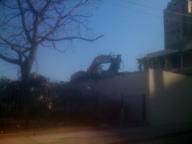 SLU demolishing Wohl building