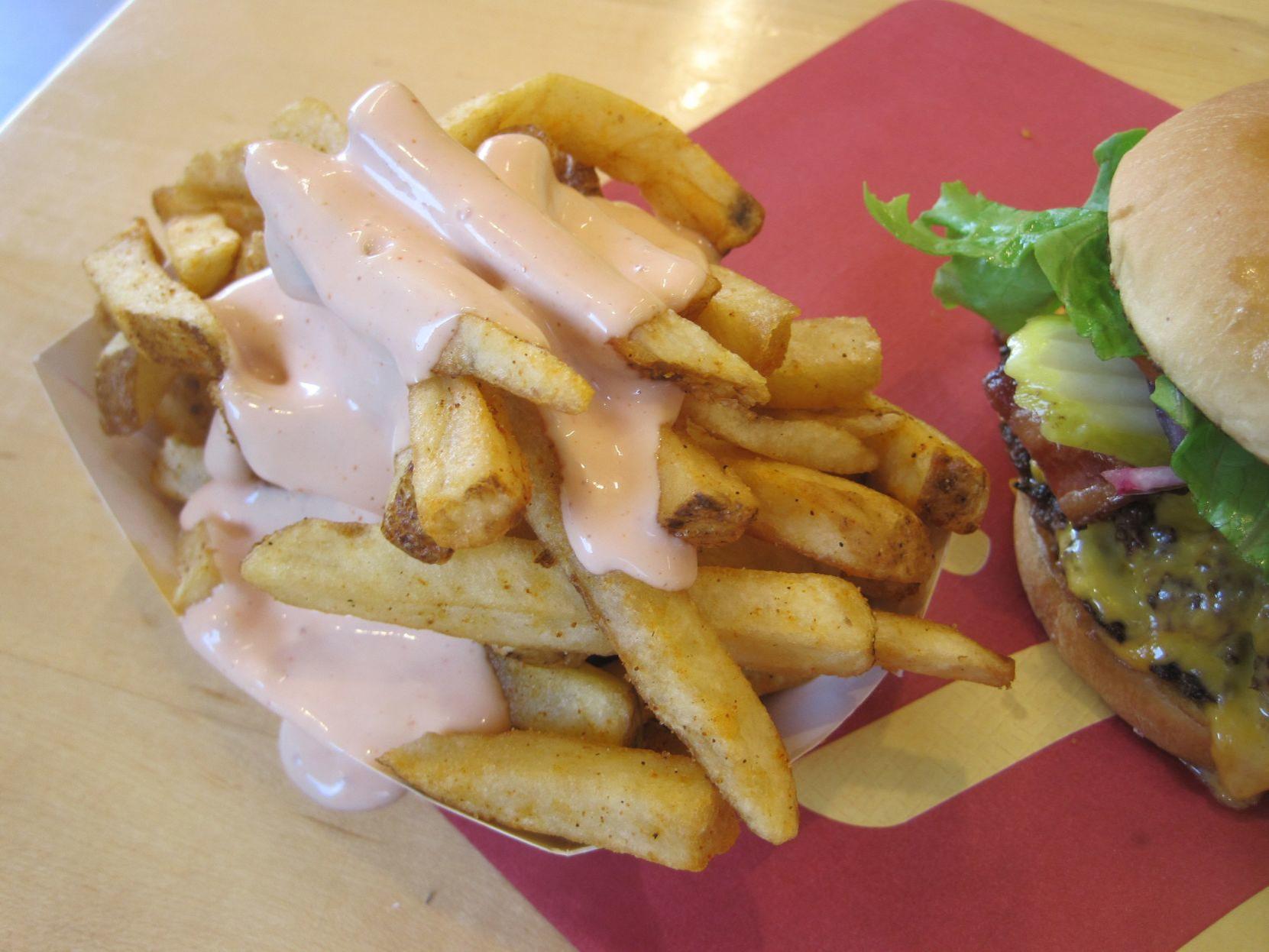 Special Request Andalouse Sauce At Hi Pointe Is Perfect Complement For Fries Food And Cooking Stltoday Com