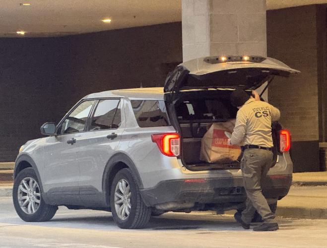 Granite City police office shot