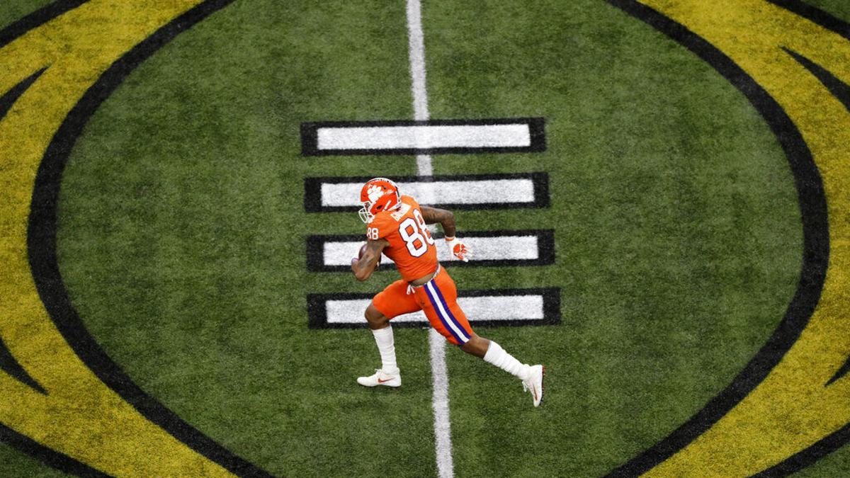 Colleges Are Slashing Athletic Budgets Is This Football Tradition Still Worth The Cost College Sports Stltoday Com