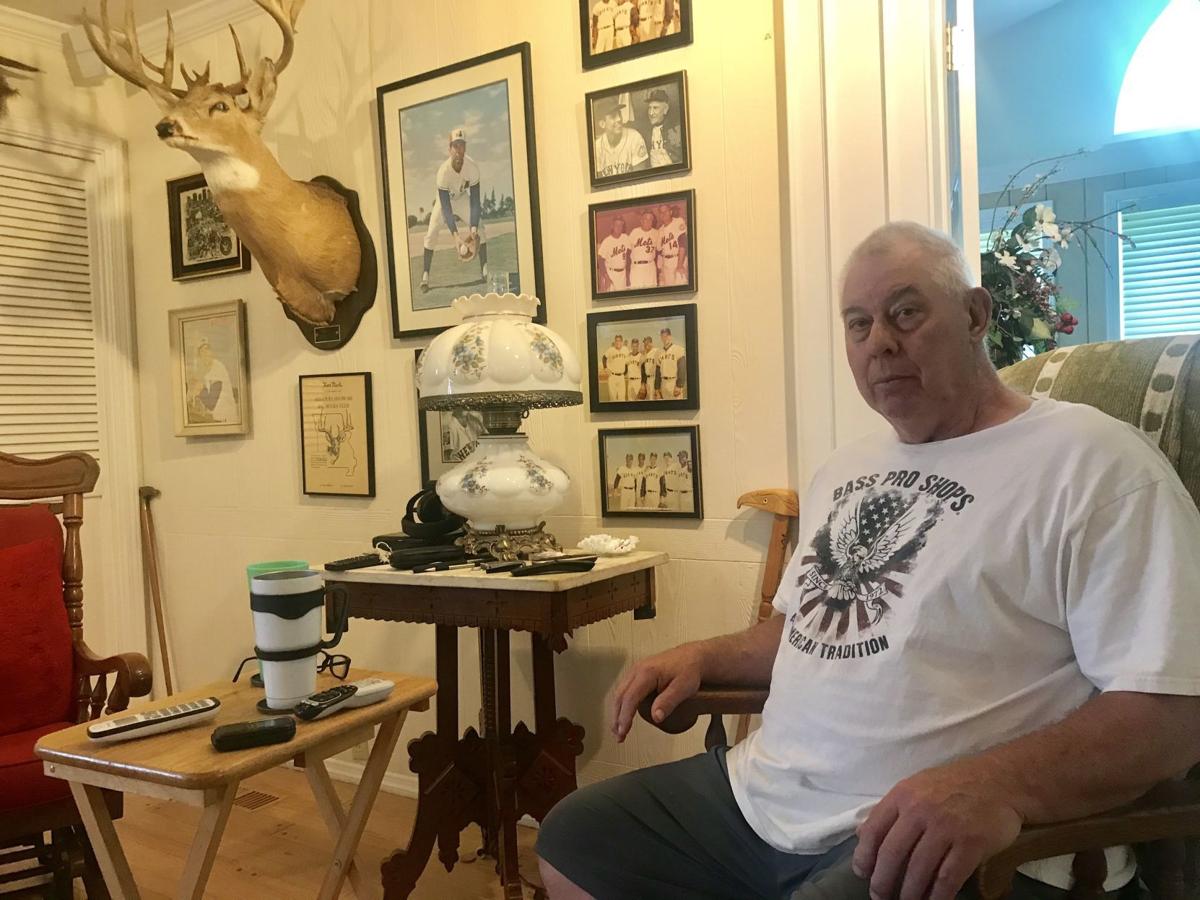 Hochman St Louisan Former Mlb Star Hunt Still Taking Some Hard
