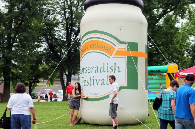 Horseradish fans celebrate roots in Collinsville