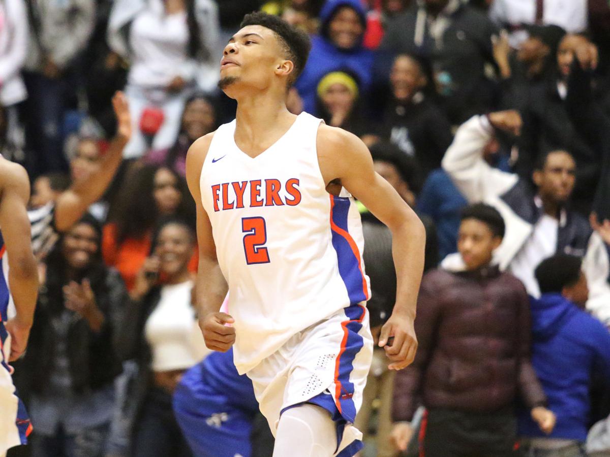 Robinson Comes Up Clutch As East St Louis Tops Vashon Boys