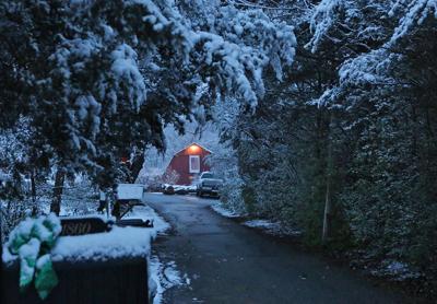 snow kidding chances of snow bursts friday then temps plunge