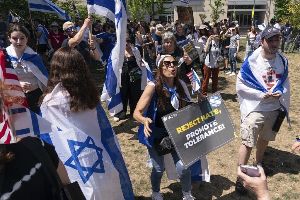 Campus Protests Supporting Israel