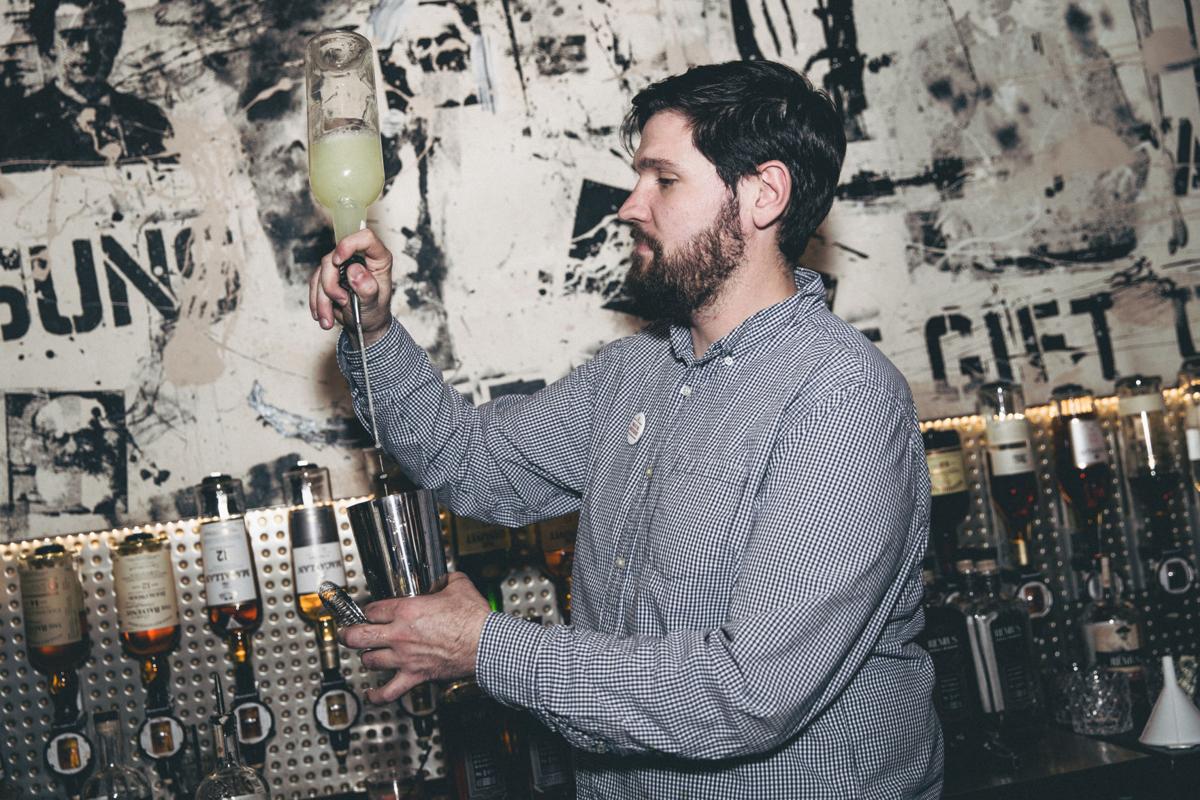 STL Barkeep