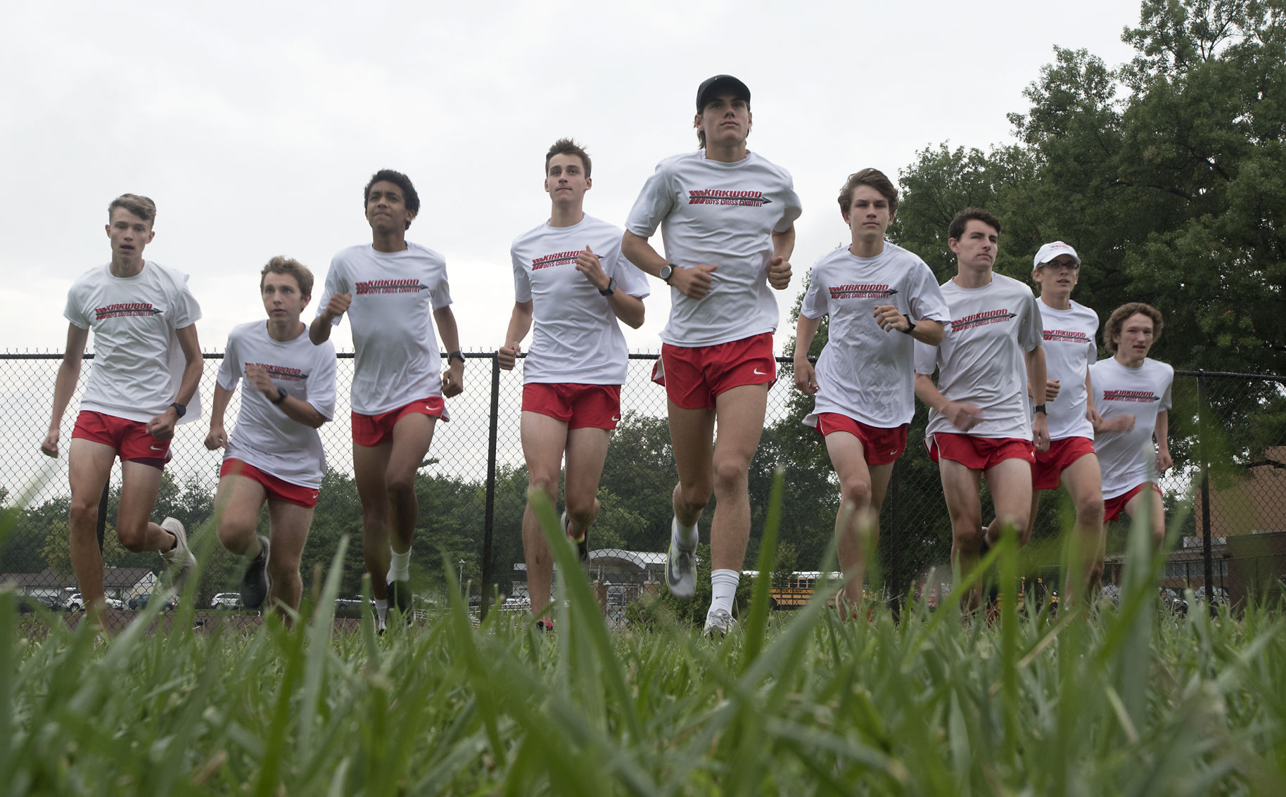 boys cross country shoes