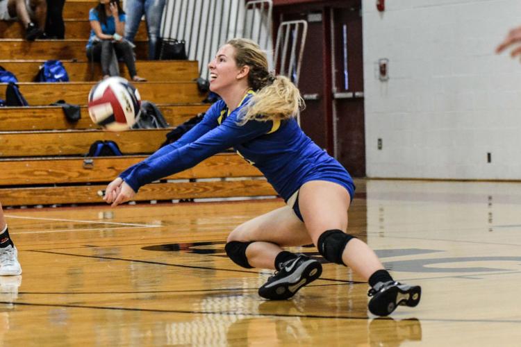 St. Dominic turns up the defense to smother Francis Howell