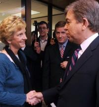 Poll: Blunt has lead over Carnahan; Obama's numbers are "horrible" 