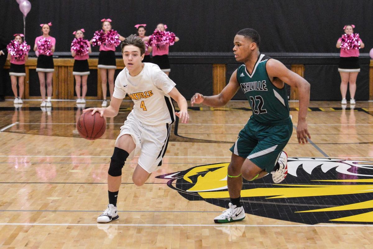 Oakville Holds Off Revitalized Mehlville For Third Consecutive Win