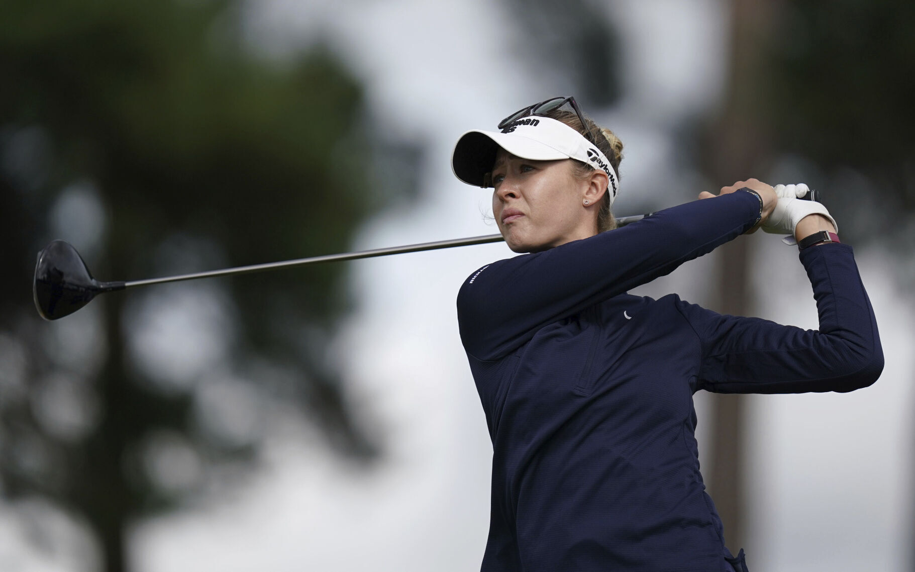 Ally Ewing takes five shot lead at Women's British Open