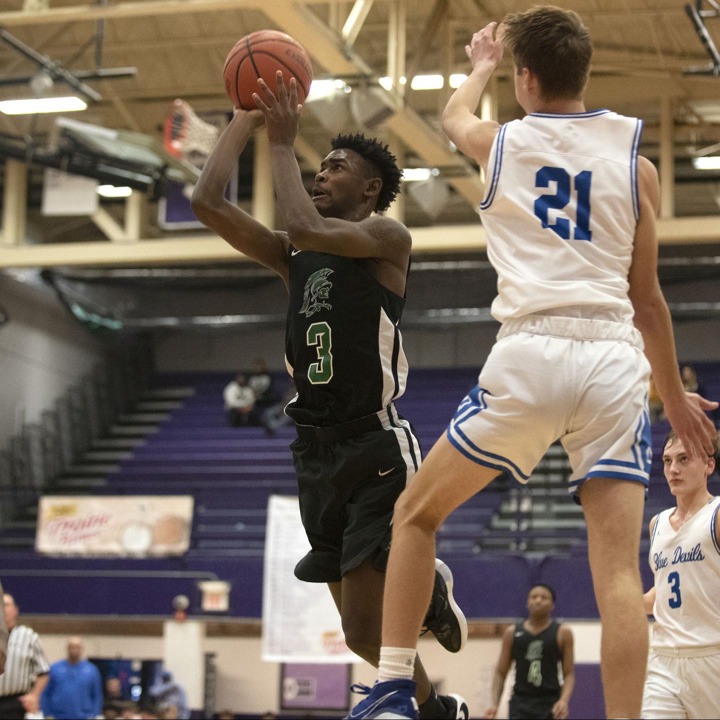 Madison Knocks Off Quincy In Opening Round Of Collinsville Holiday
