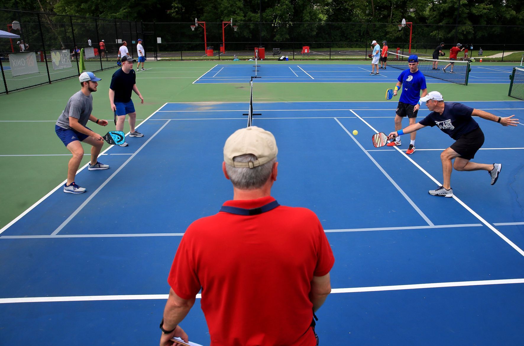 Pickleball anyone? Courts for the rapidly growing sport are popping up all over St Foto