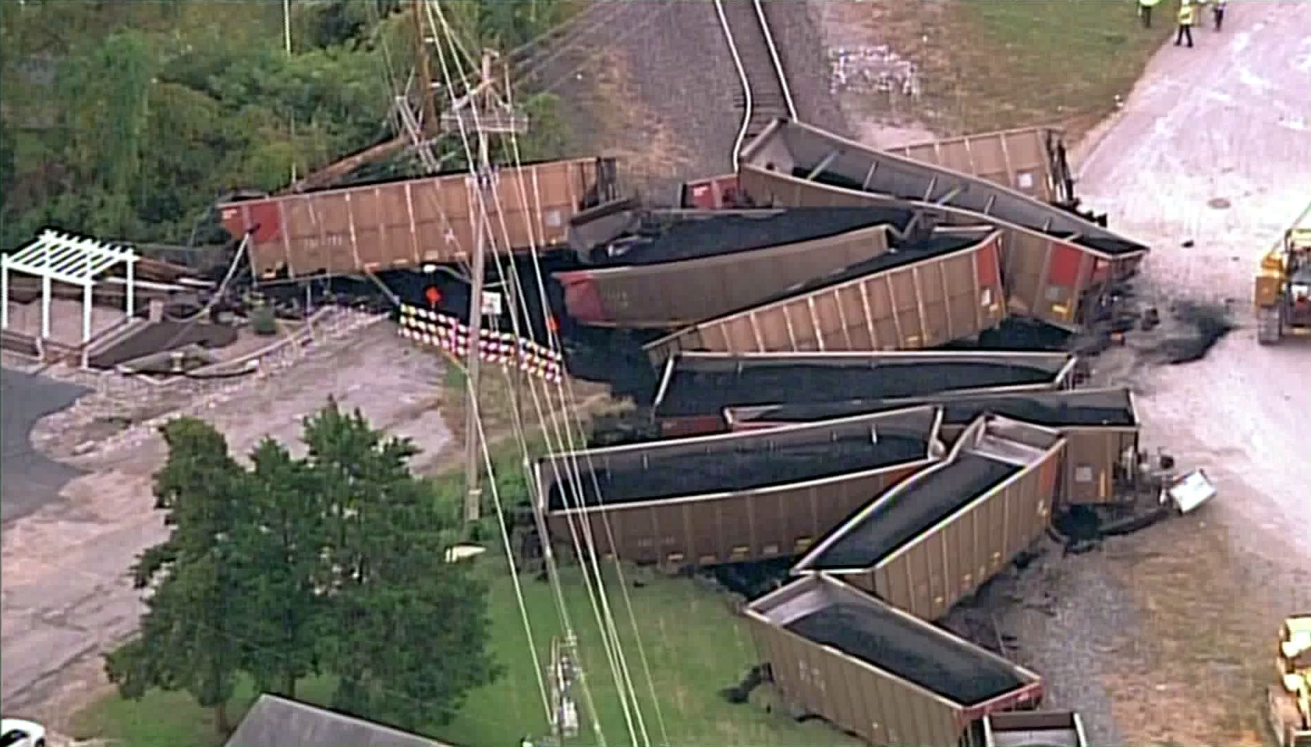 Train Derails In Belleville, Knocking Out Power To Hundreds | Law And ...