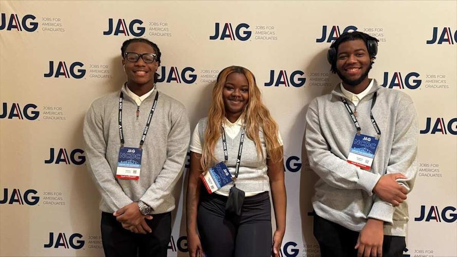 Vashon High School Students Finish Among Nation’s Best at Jobs for America's Graduates (JAG) National Conference