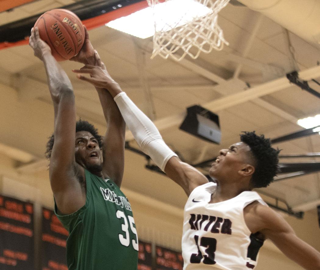 Daughtery S Big Night Powers Mehlville Past Cardinal Ritter Boys