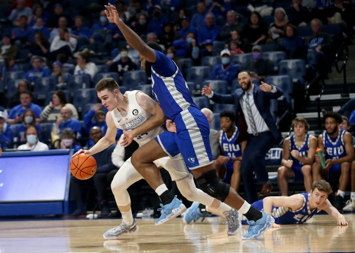 Late Surge Sends Billikens Past Eastern Illinois, 10-2 - Saint