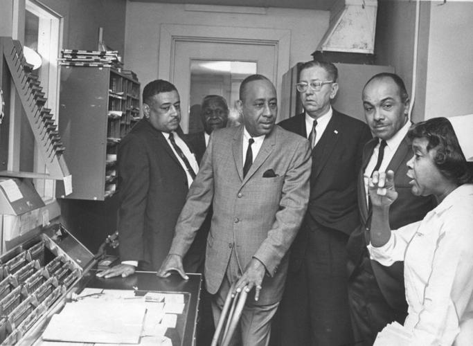 Aldermen visit Homer G. Phillips Hospital, 1967