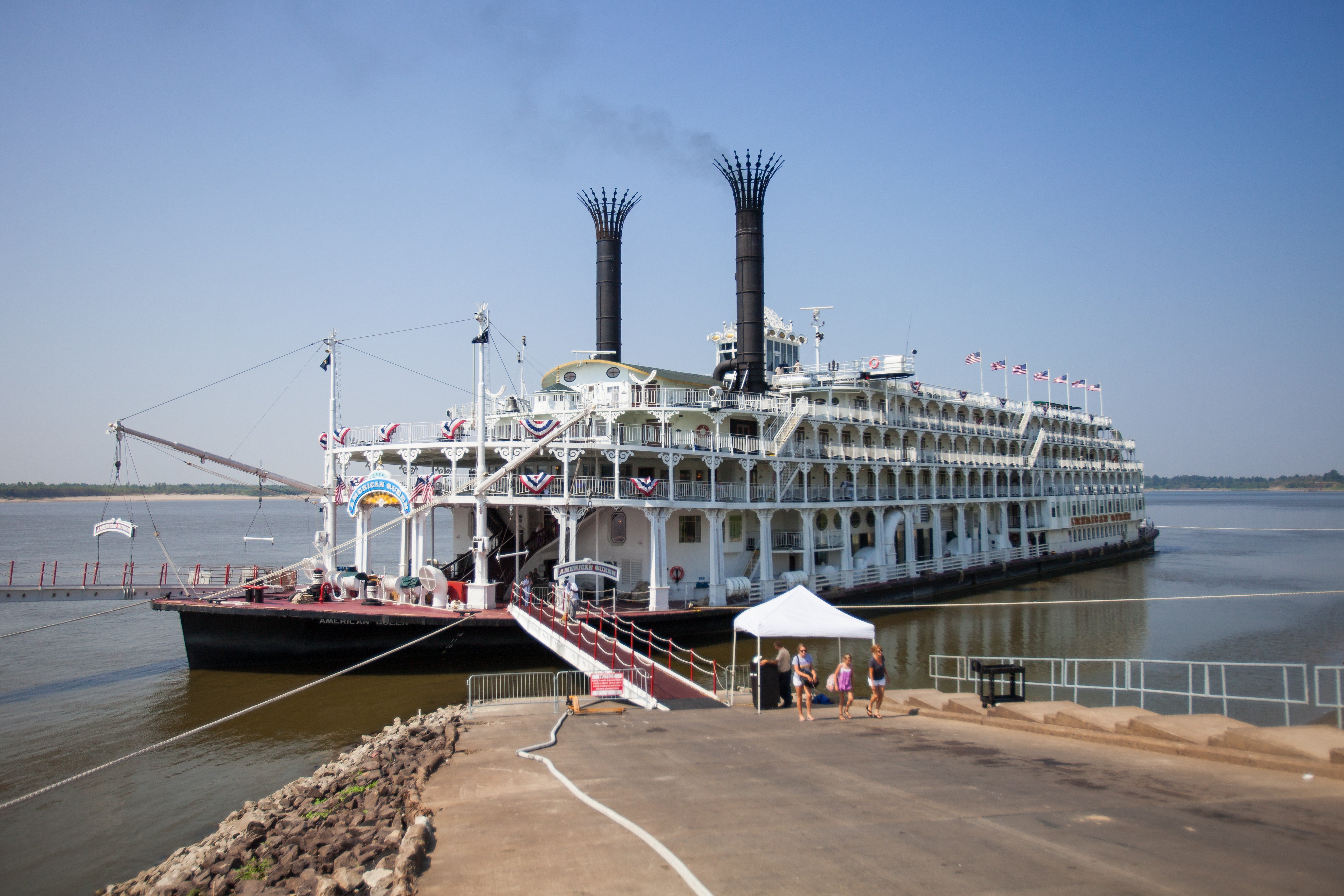 american queen riverboat tours