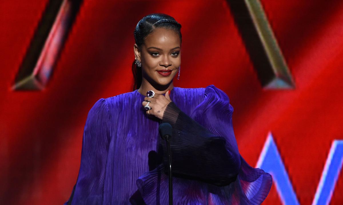 Rihanna Officially A Billionaire Richest Female Musician Forbes Says Music Stltoday Com