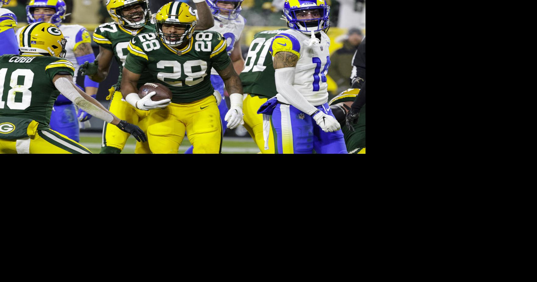 Rams Packers Football
