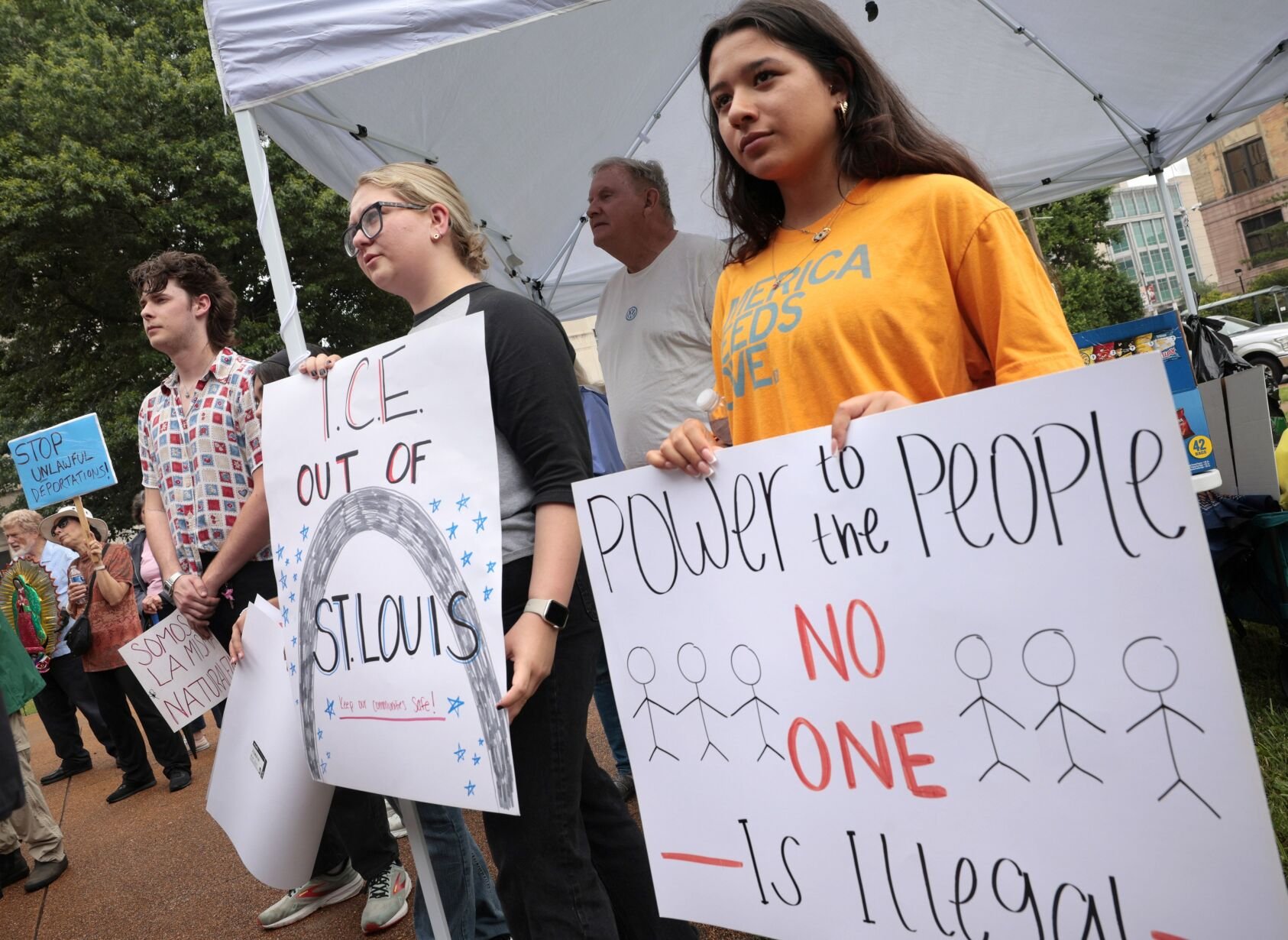 Anti-ICE demonstrations bring 80 to downtown 51