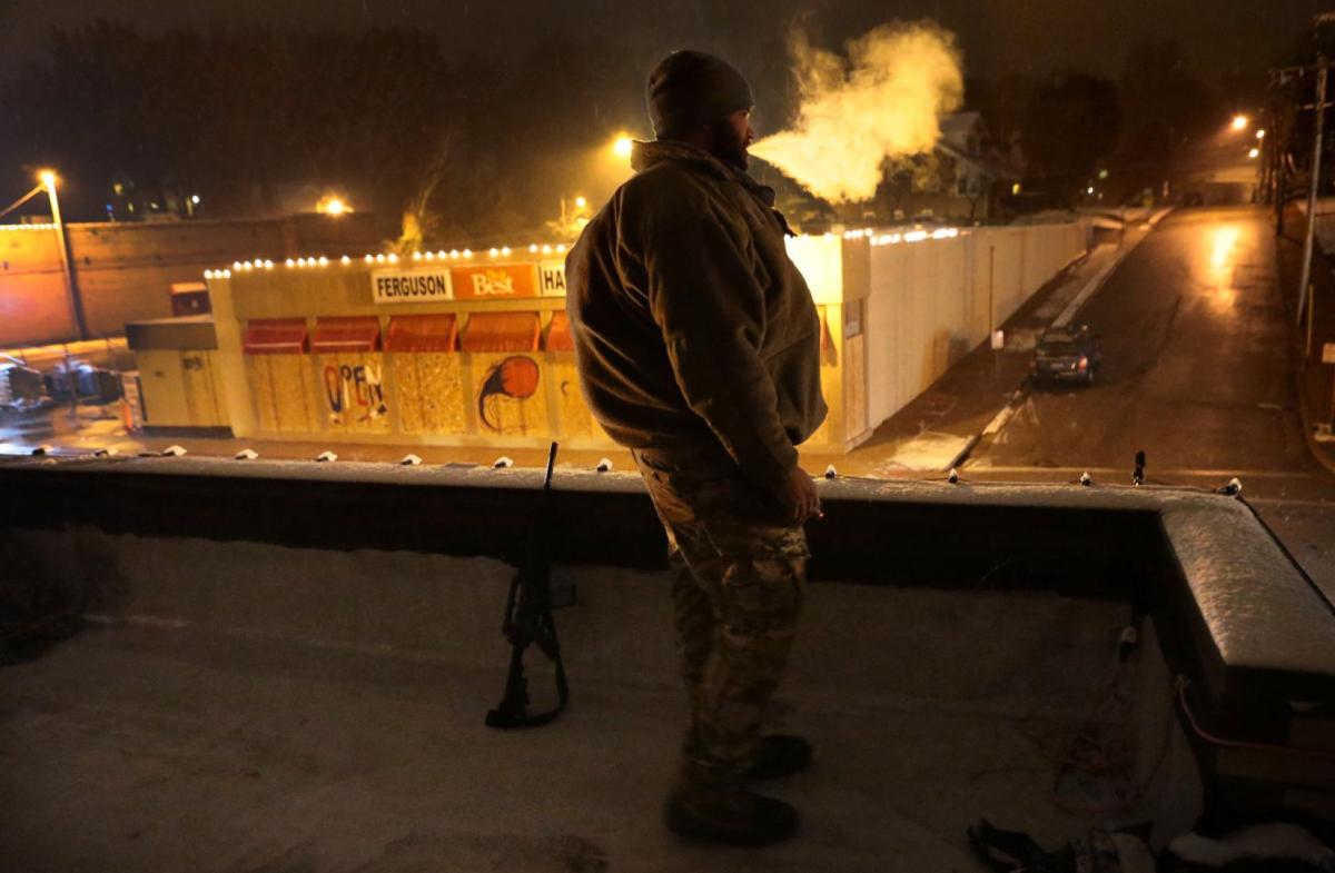 Oath Keepers guarding Ferguson businesses