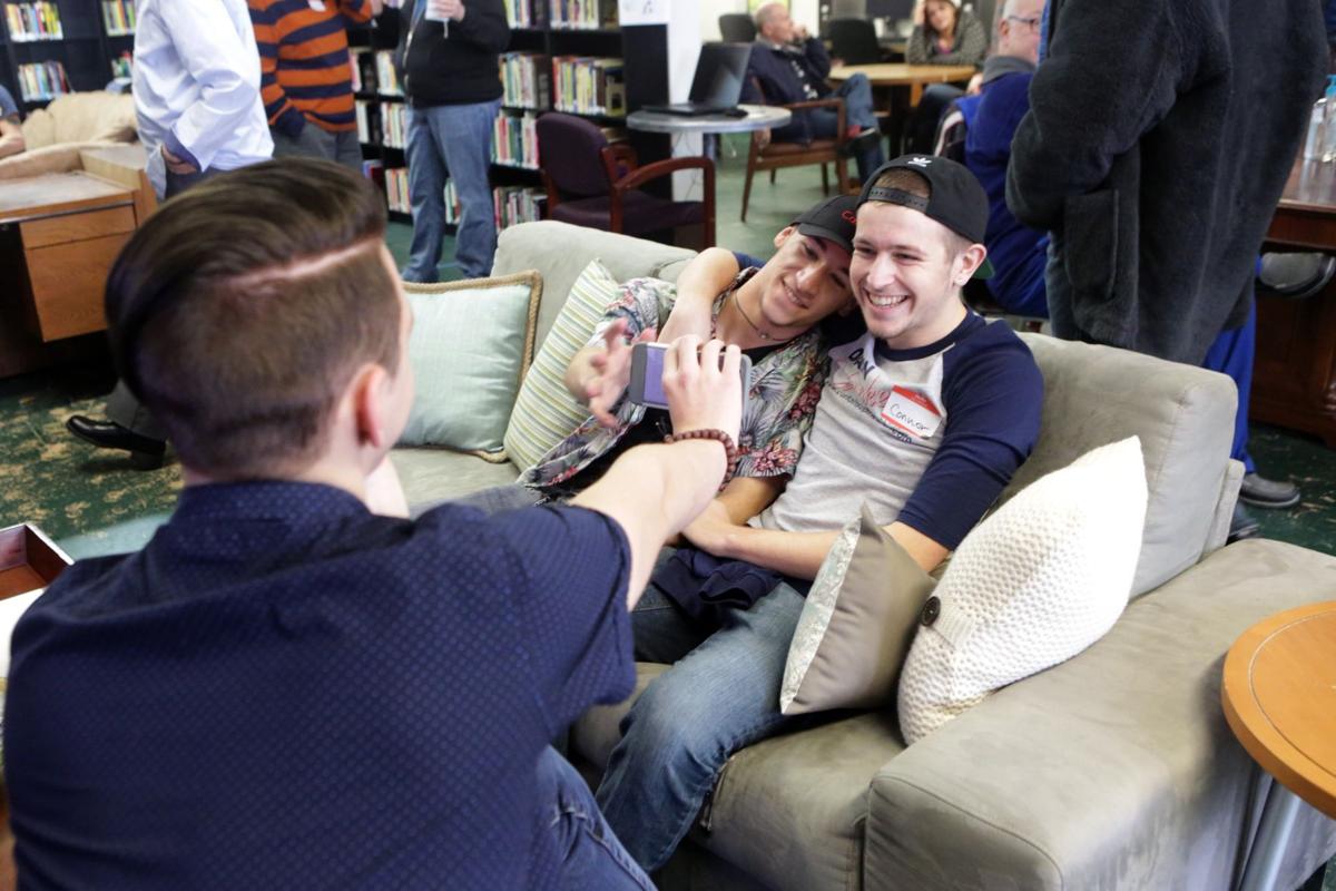 Granny belly button play