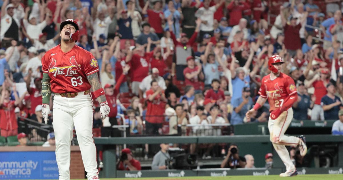 Pinch-hit single from Yohel Pozo lifts Cardinals to second consecutive ...