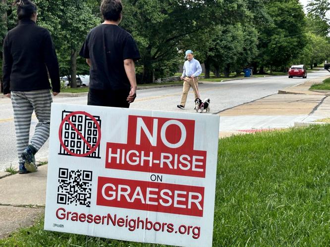 Creve Coeur residents oppose plan for 4-story development on Olive
