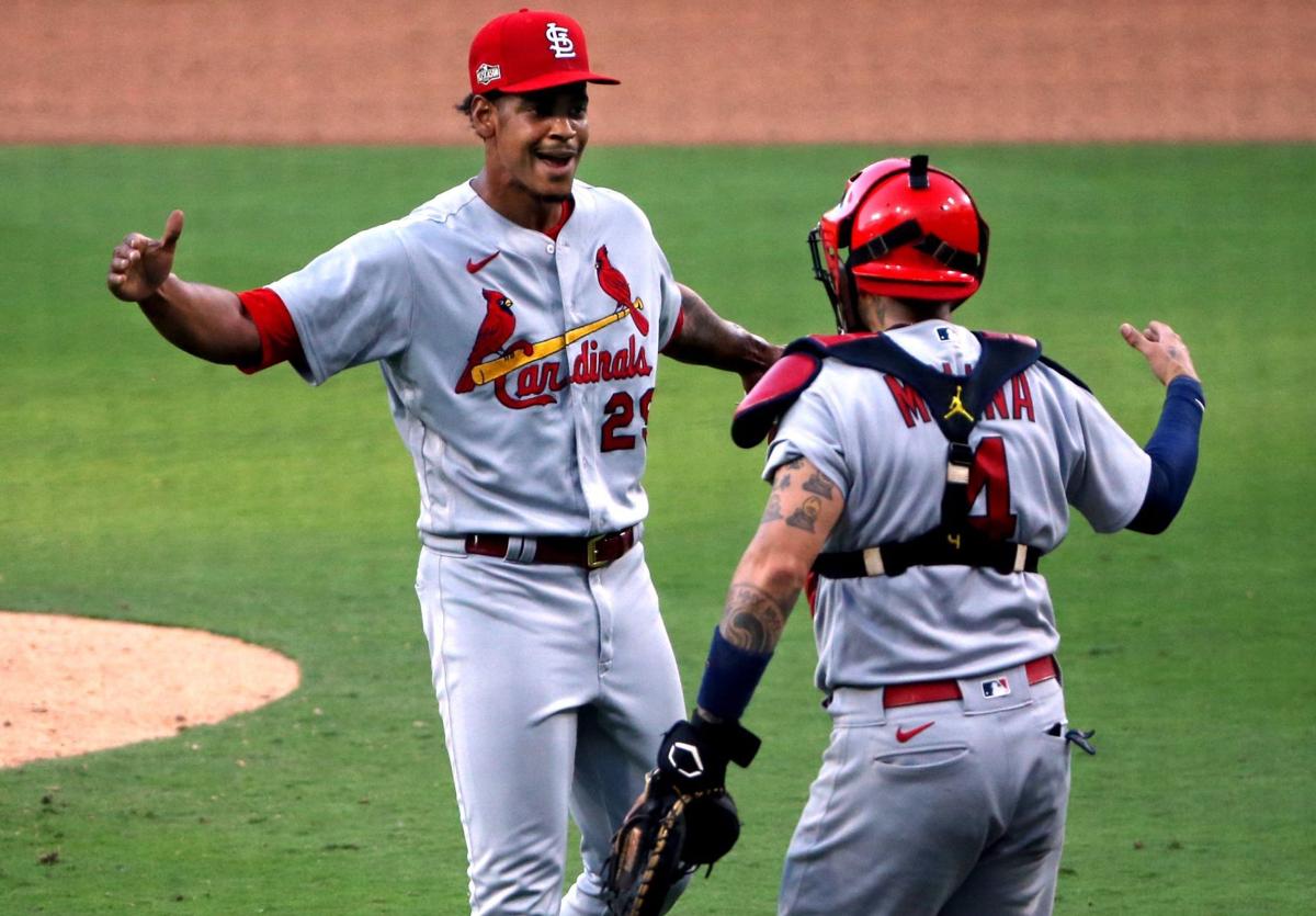 Cardinals &#39;send a message&#39; to Padres in 7-4 first-game victory in wild-card series | Cardinal ...