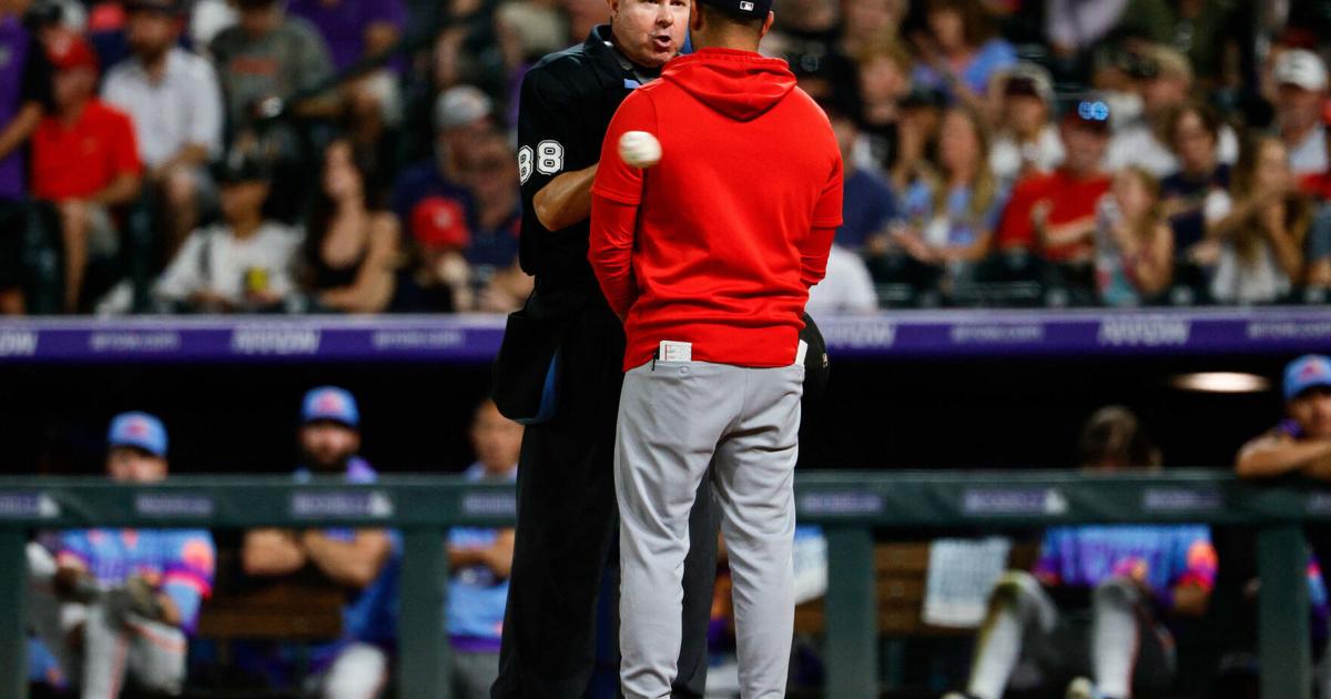 Umpire Doug Eddings apologizes to Cardinals' Hancel Rincon for taking issue with hat tilt