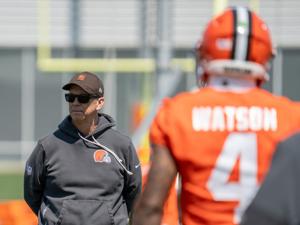 Coach Todd Monken watches quarterbacks practice, including Deshaun Watson, at the Browns mini camp in Berea on April 21, 2026.