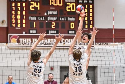 05/12/26 - Boys Volleyball - C2 D4 Champ - De Smet vs FH Central