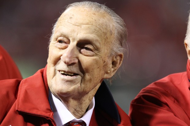 Stan 'The Man' Musial remembered as giving, generous man 