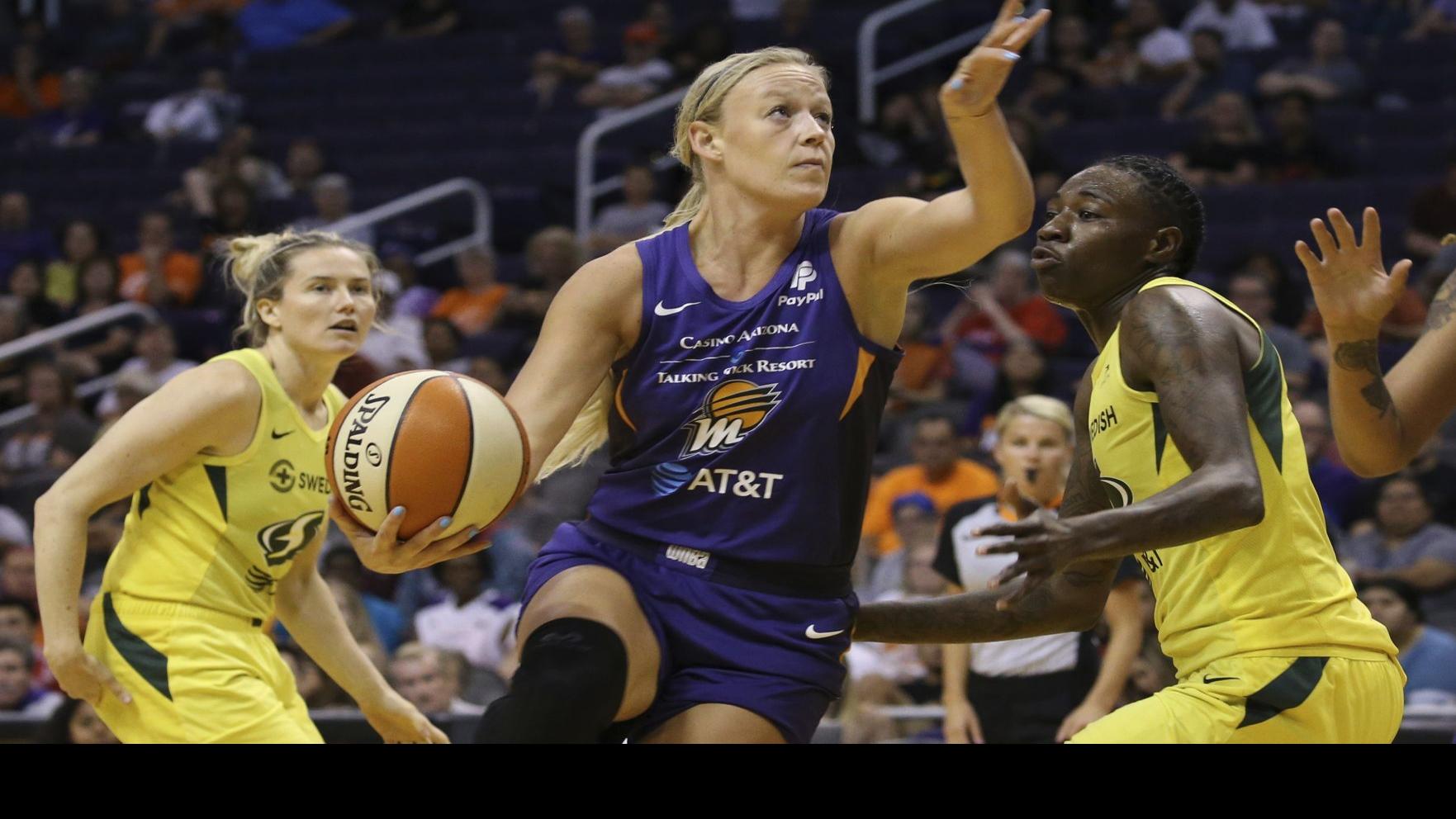 Hochman Sophie Cunningham Finds Life In The Wnba Super Humbling