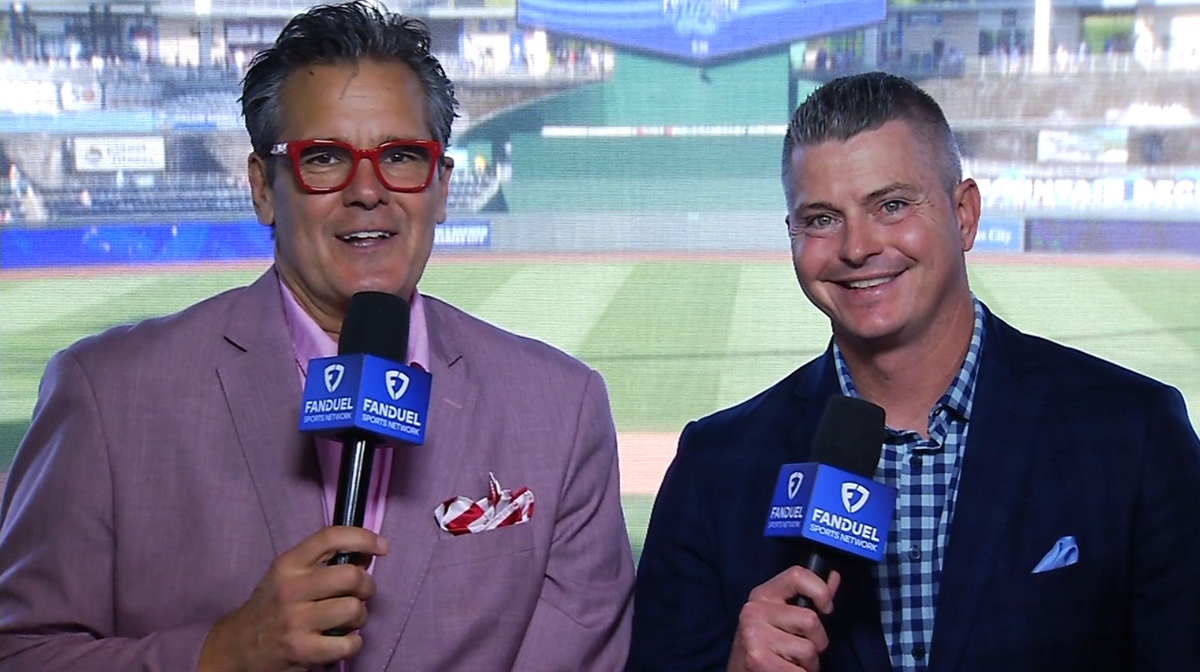 Cardinals TV broadcasters Chip Caray, Brad Thompson.PNG