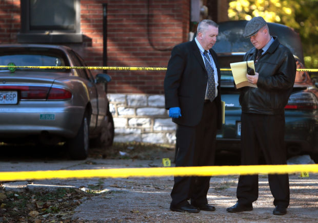 Homicide detectives investigating after man is found dead in St. Louis