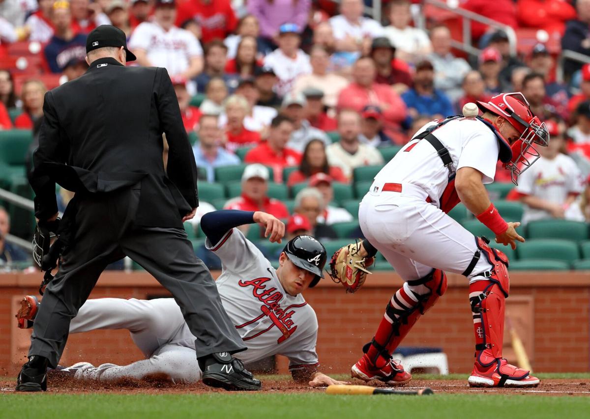 Marmol labels O'Neill's effort “unacceptable” after out at home snuffs out  Cardinals' rally