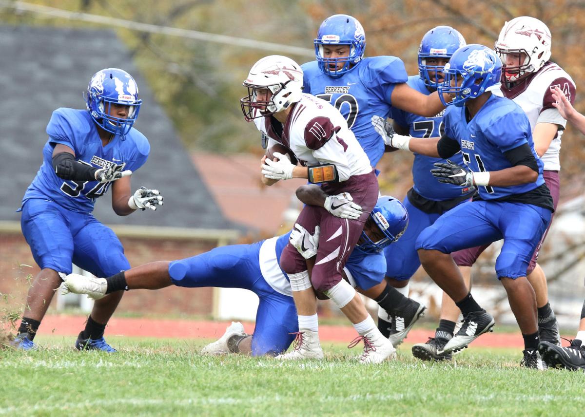 Class 3 District 5 final McCluer South Berkeley 24, St. Charles West 6 High School Football