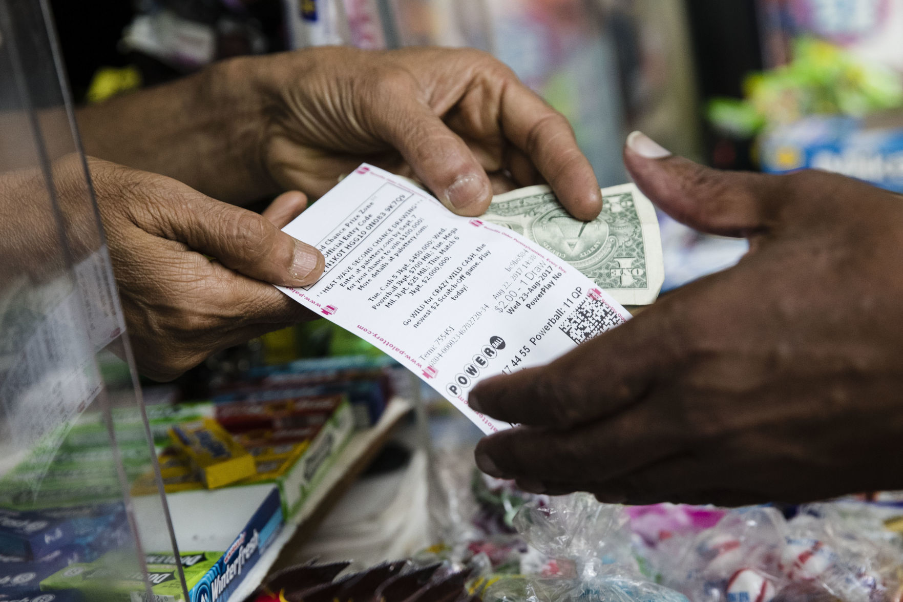 Winning Powerball tickets sold in Hampton, Williamsburg Winning Powerball tickets sold in Hampton, Williamsburg