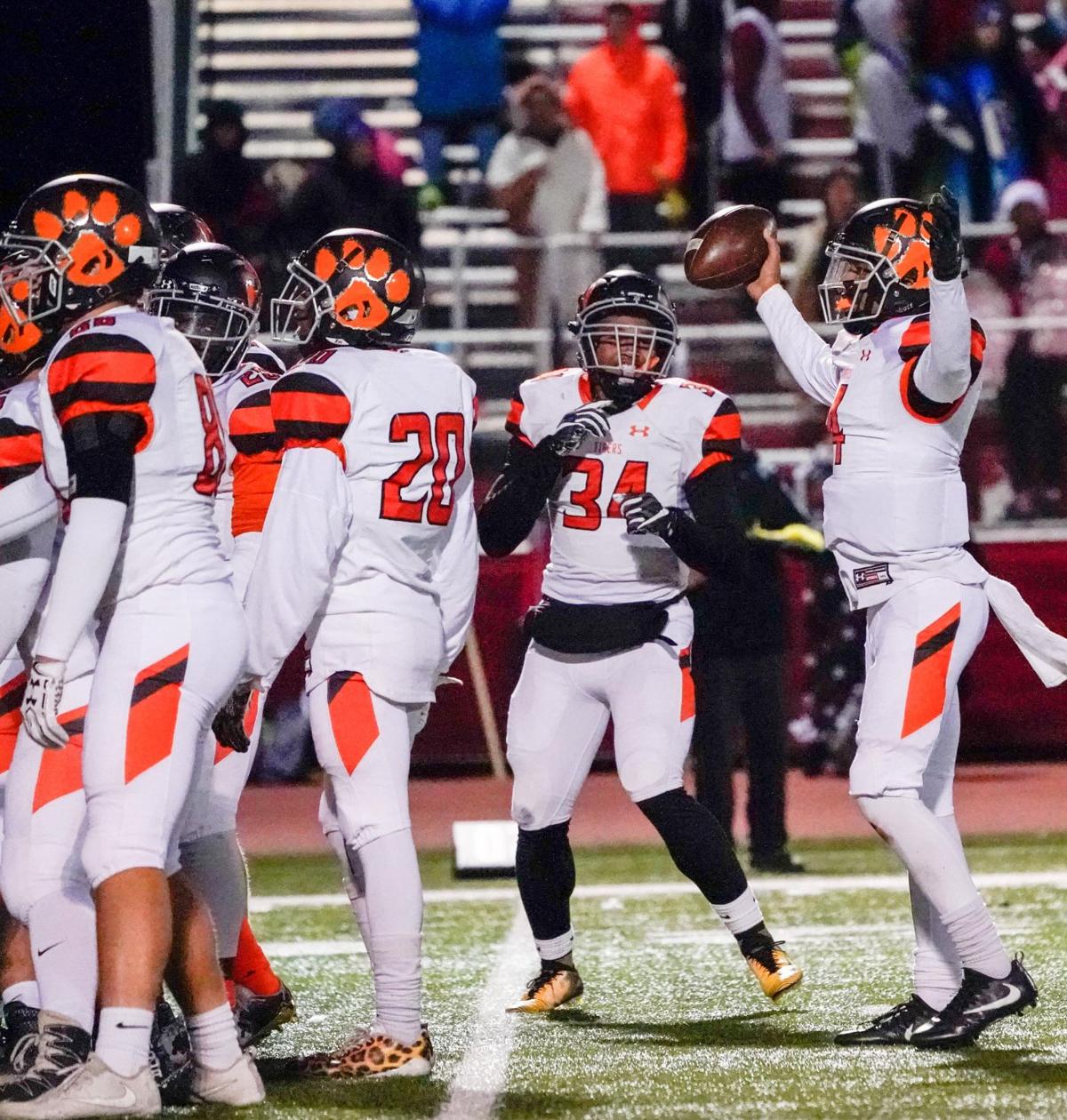 Edwardsville Rides Big Plays To Comeback Win Over Huntley High